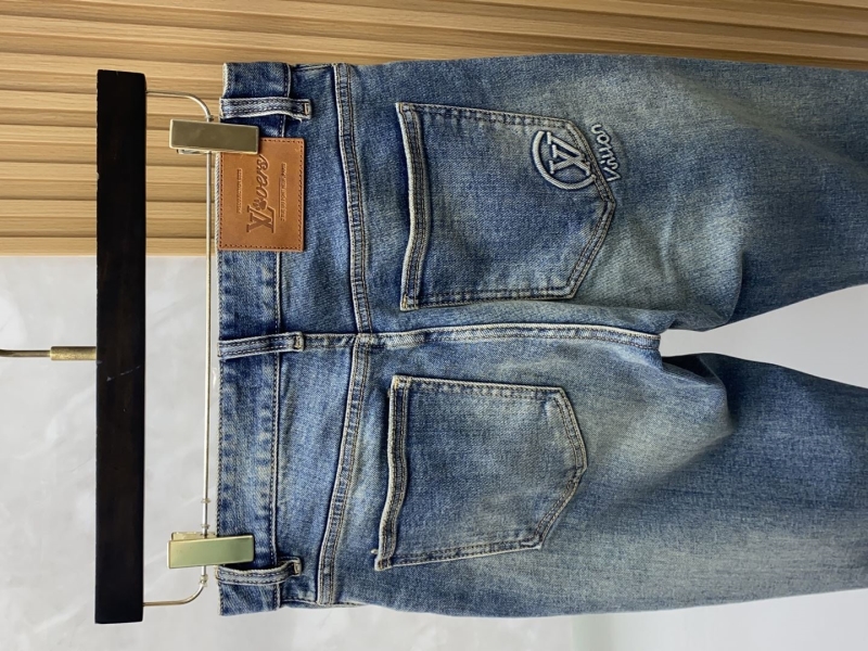 l0vis Vvtt0n jeans